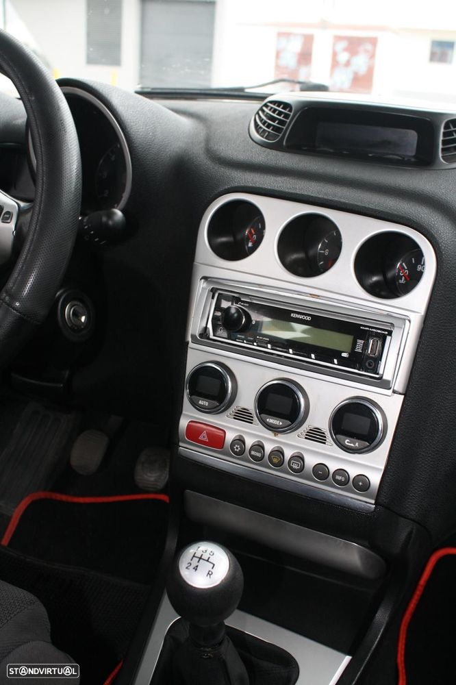 Alfa Romeo 156 1.9 JTD - 29
