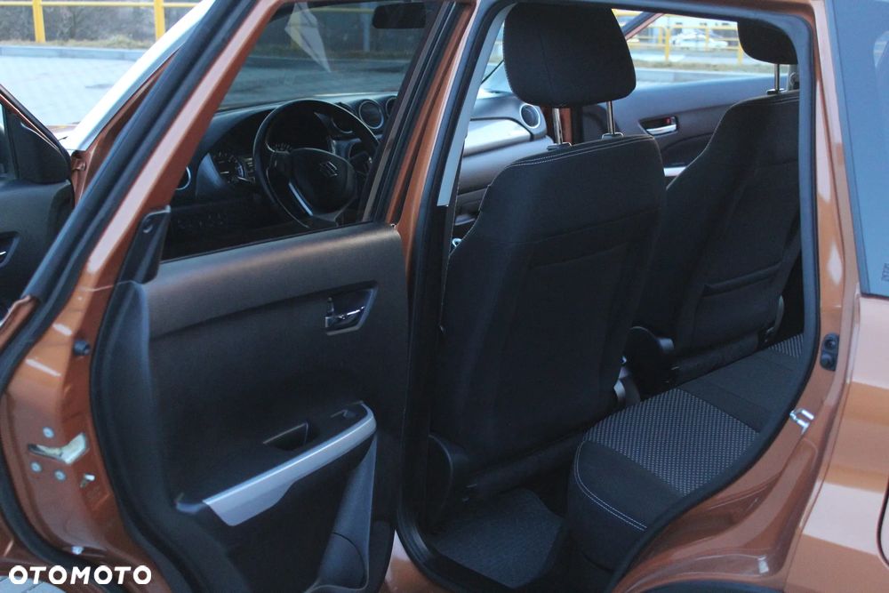 Suzuki Vitara 1.6 DDiS (4x4) Allgrip Comfort - 14