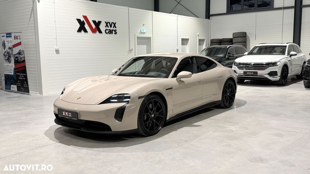 Porsche Taycan GTS Sport - 2