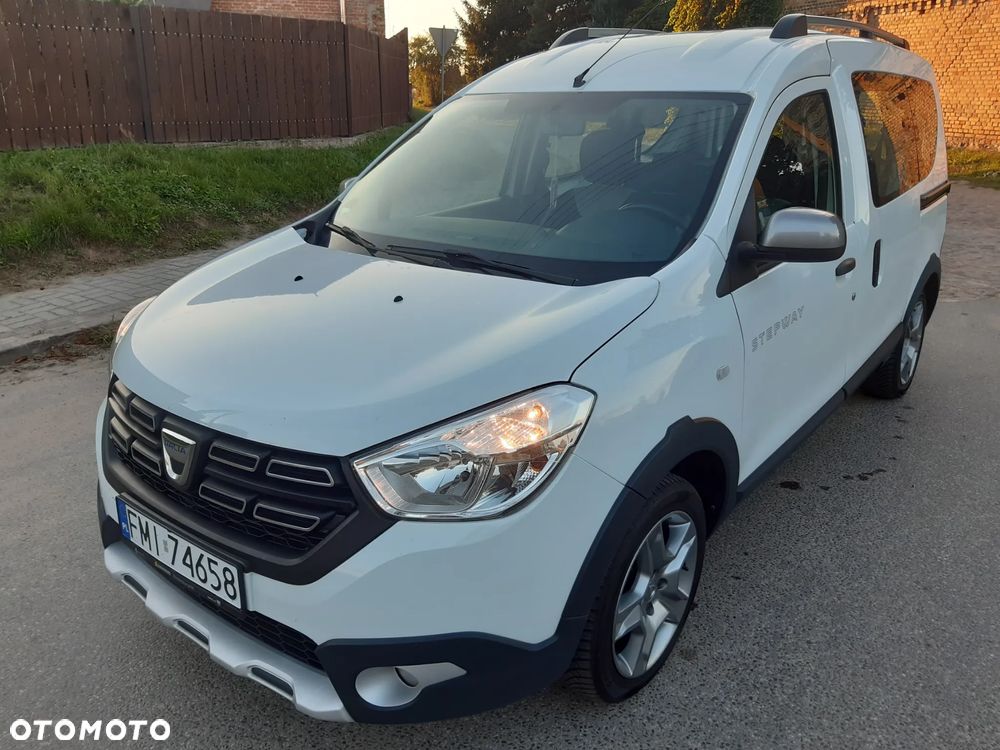 Dacia Dokker 1.6 SCe Stepway - 38