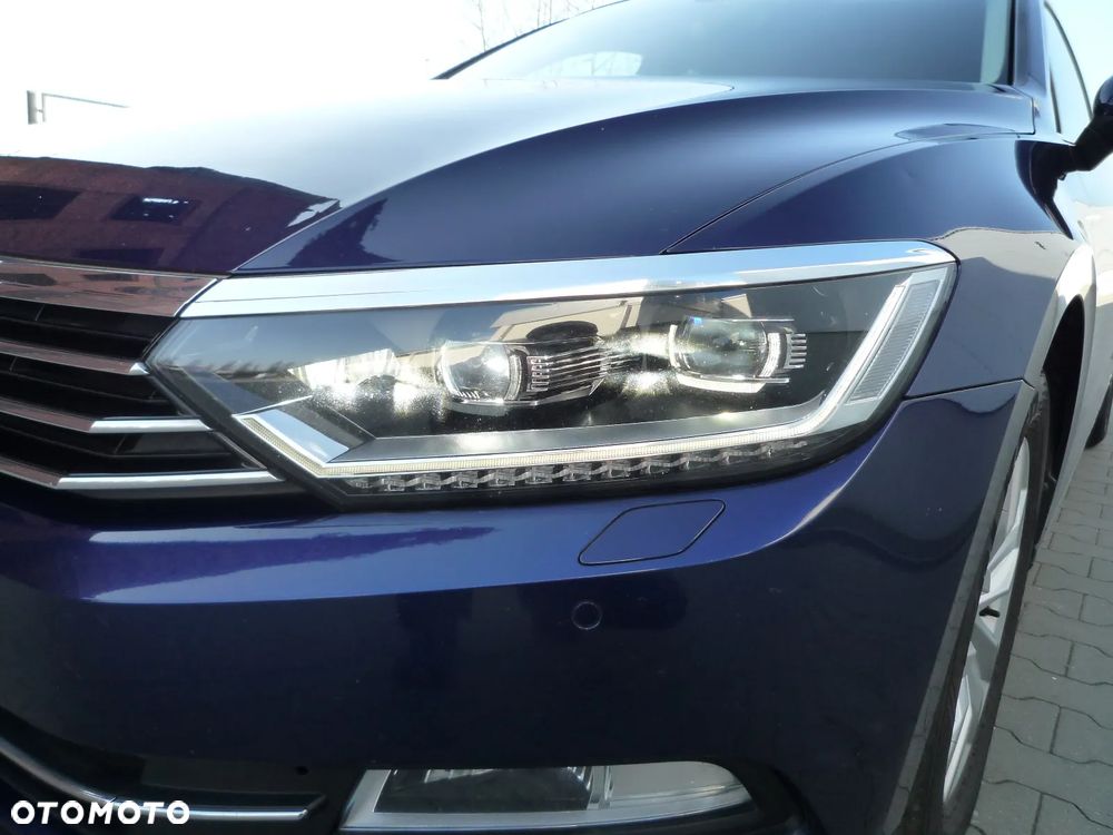 Volkswagen Passat 2.0 TDI SCR Comfortline - 4