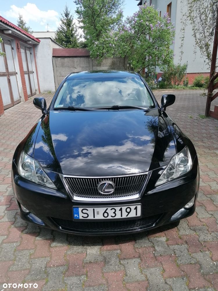 Lexus IS - 11