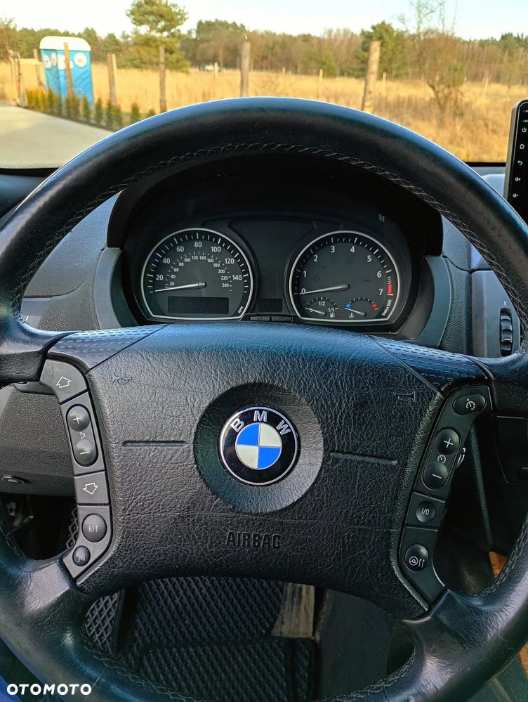 BMW X3 3.0i - 8