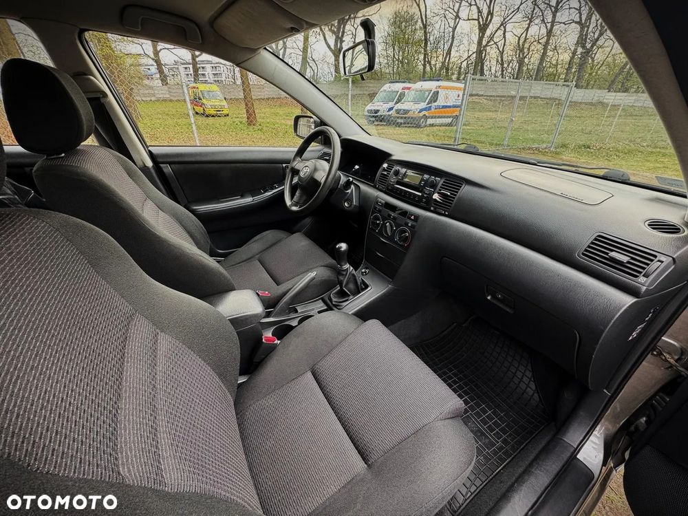 Toyota Corolla 1.4 VVT-i - 11