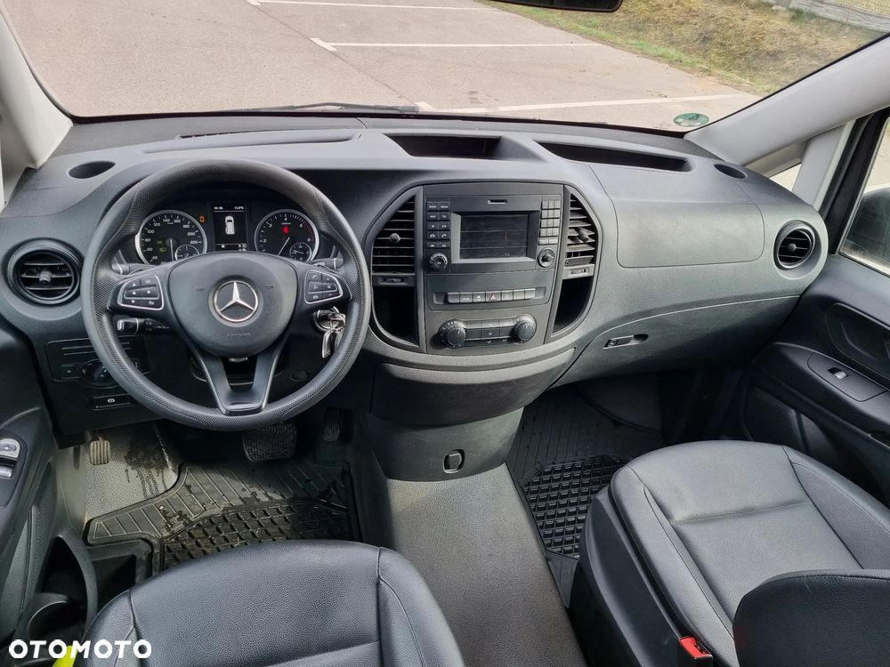 Mercedes-Benz Vito - 23