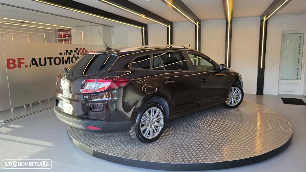 Renault Mégane Sport Tourer 1.5 dCi Dynamique S - 19