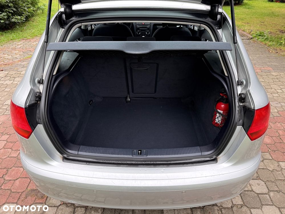 Audi A3 Sportback - 12
