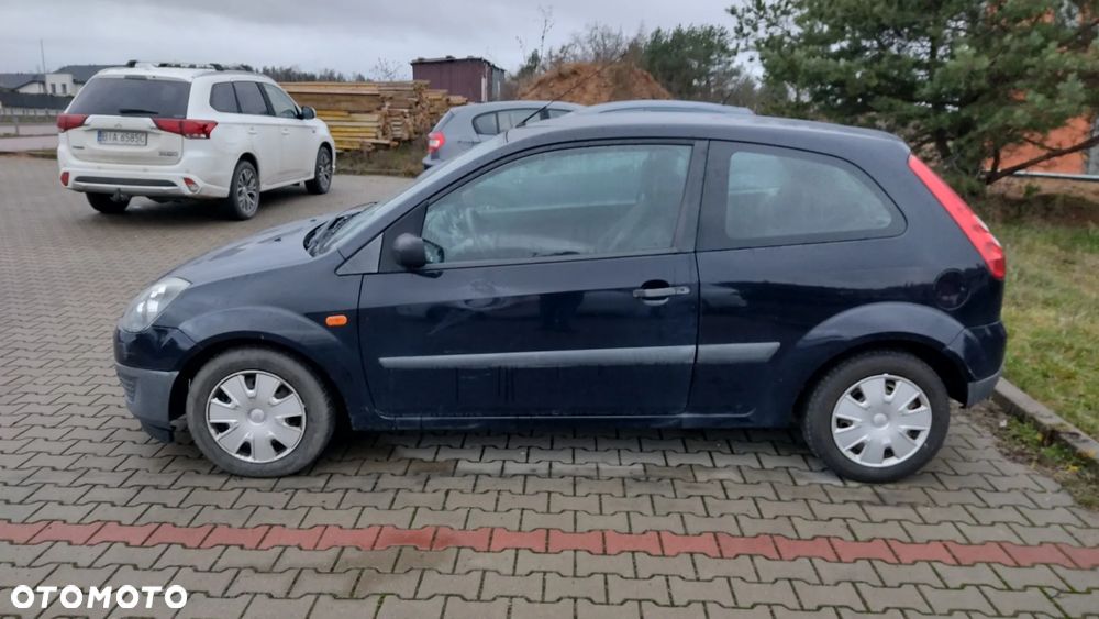 Ford Fiesta 1.3 - 7