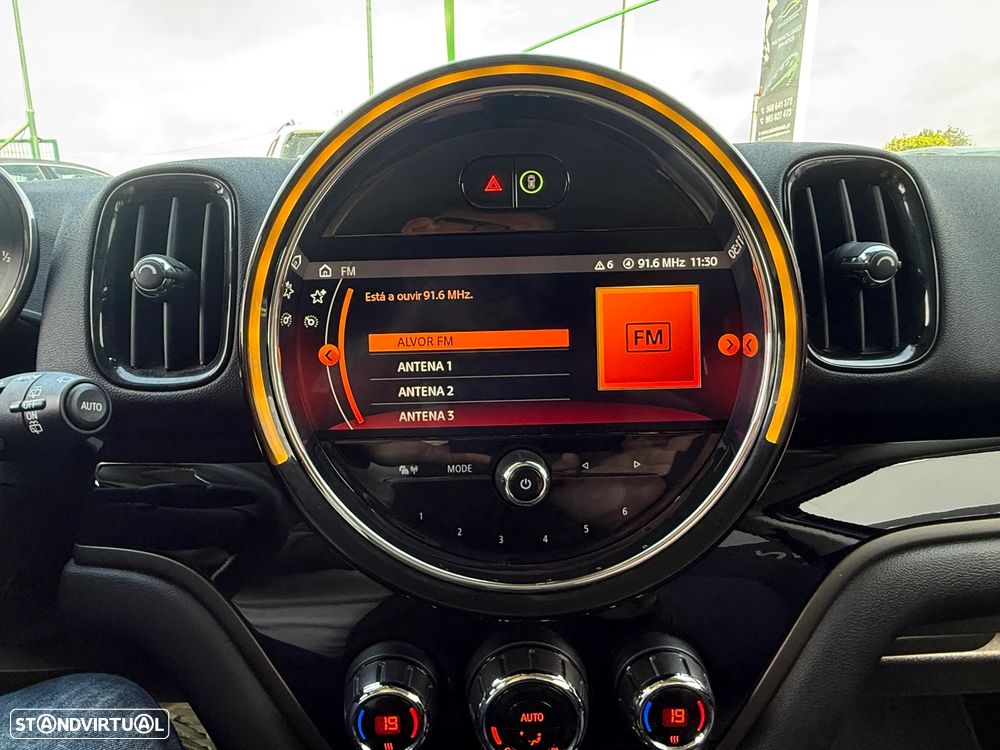 MINI Countryman Cooper SE ALL4 Auto - 39