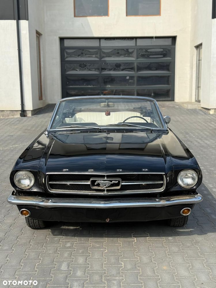 Ford Mustang - 3