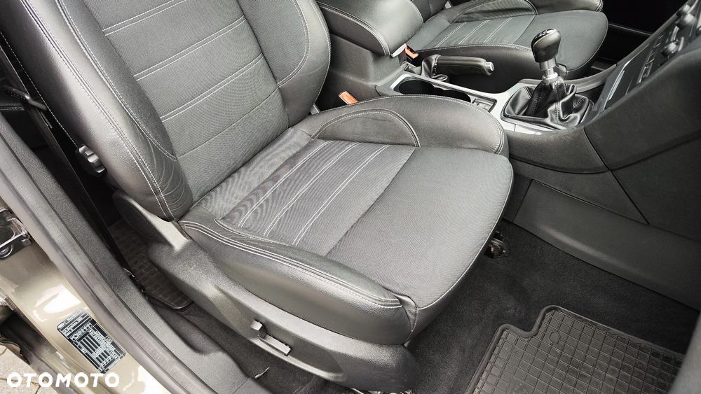 Ford Mondeo 2.0 TDCi Champions Edition - 35