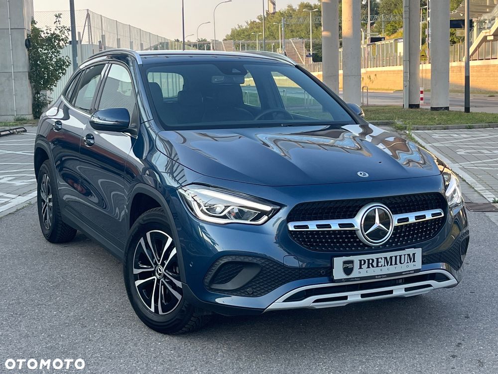 Mercedes-Benz GLA 200 Style - 2