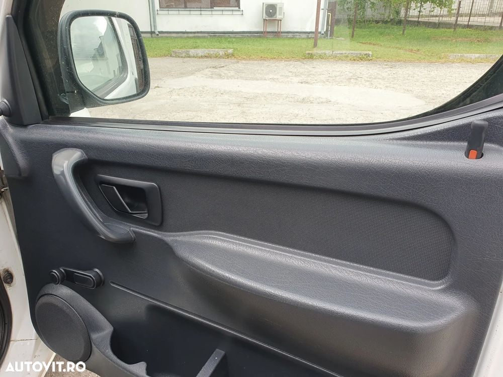 Citroën Berlingo 1.6 HDi Attraction - 16