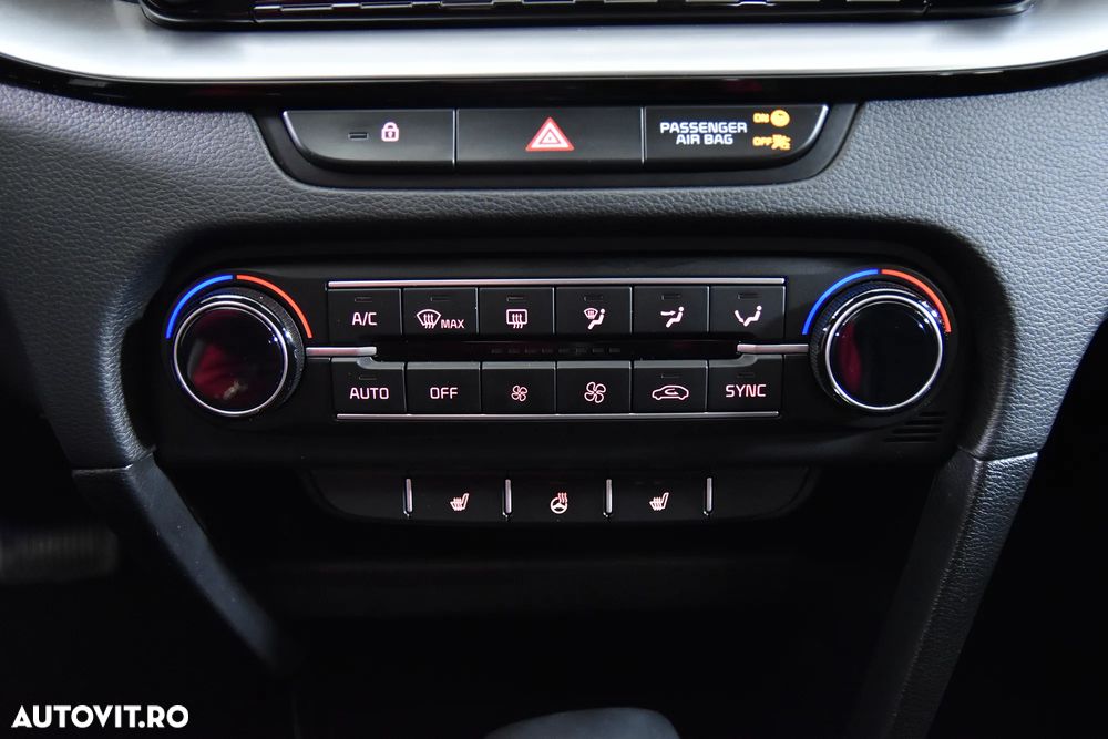 Kia XCeed 1.5 T-GDI OPF DCT7 VISION - 18