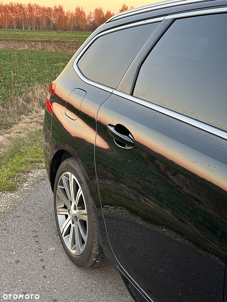 Peugeot 308 SW BlueHDi 180 EAT8 Stop & Start GT - 32