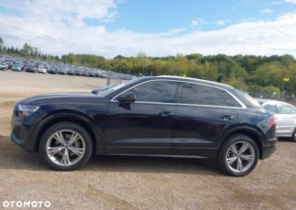 Audi Q8 - 8