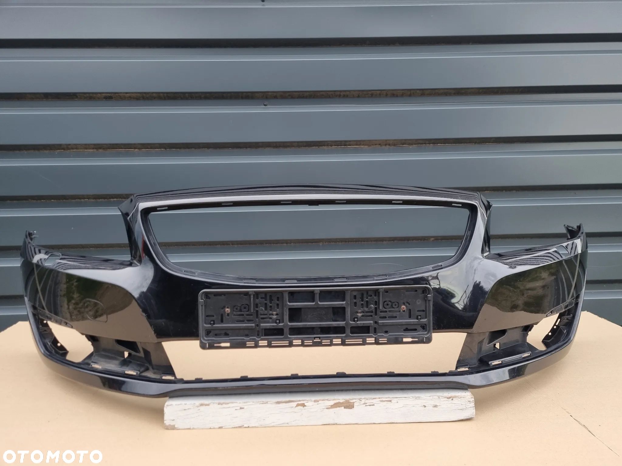 VOLVO S80 V70 LIFT 2013- Zderzak przód oryginał MA424 - 1