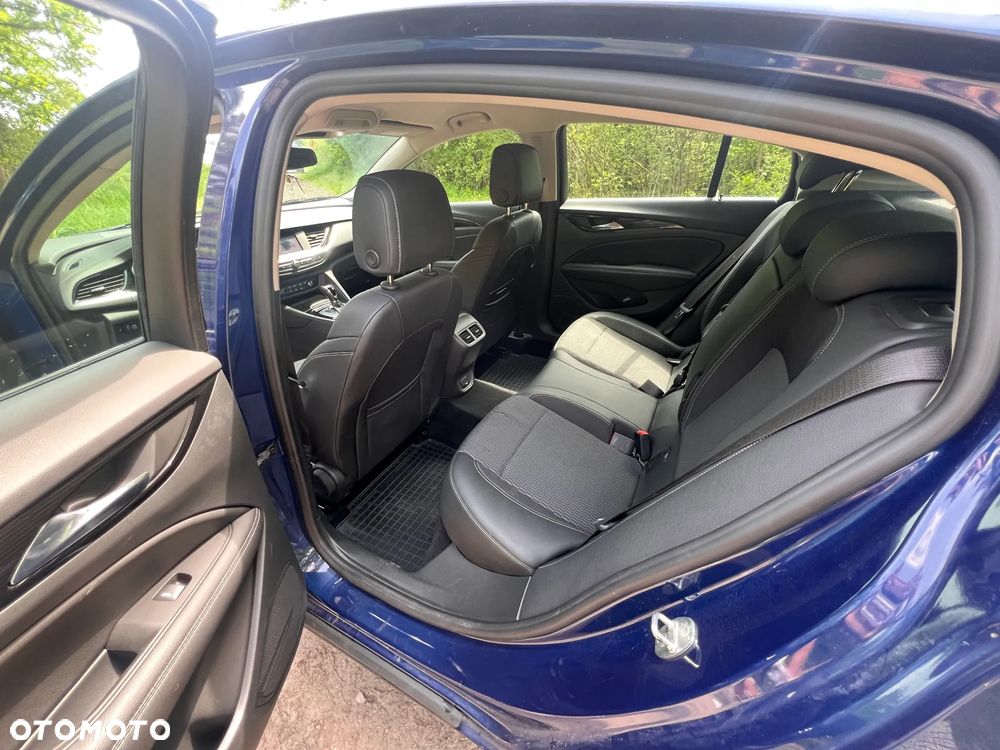 Opel Insignia 2.0 CDTI Exclusive S&S - 18