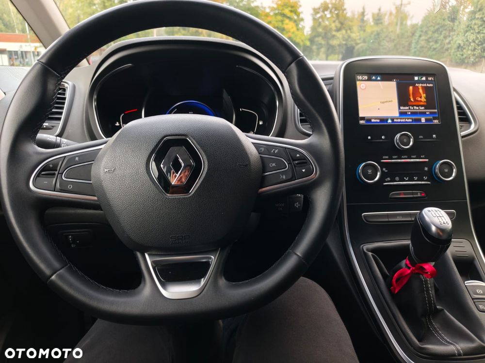 Renault Scenic - 20