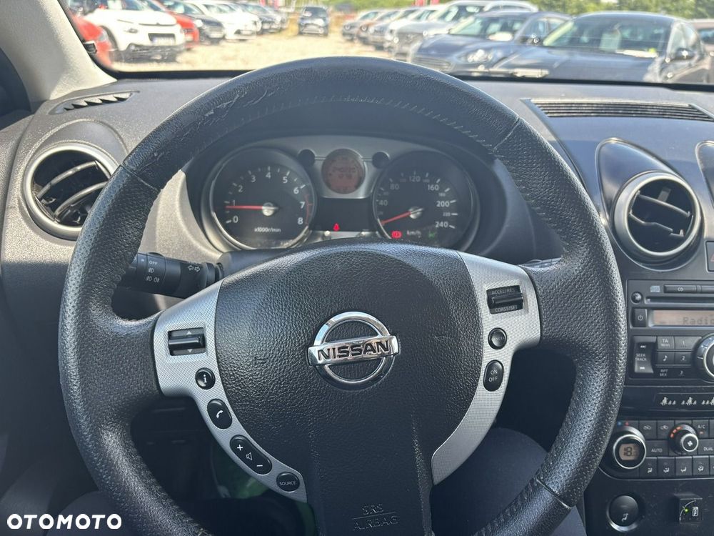 Nissan Qashqai - 23
