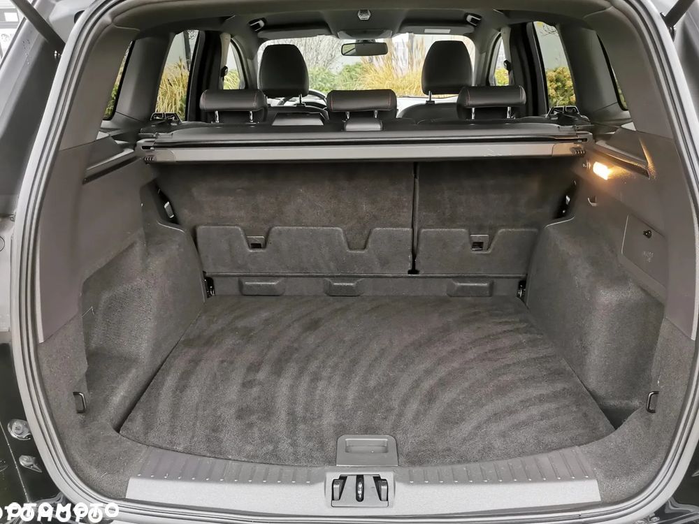 Ford Kuga 2.0 TDCi AWD ST-Line - 23