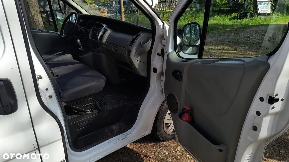 Opel Vivaro - 13