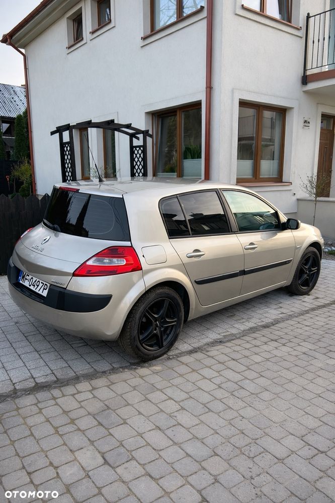Renault Megane 1.4 16V Expression - 4