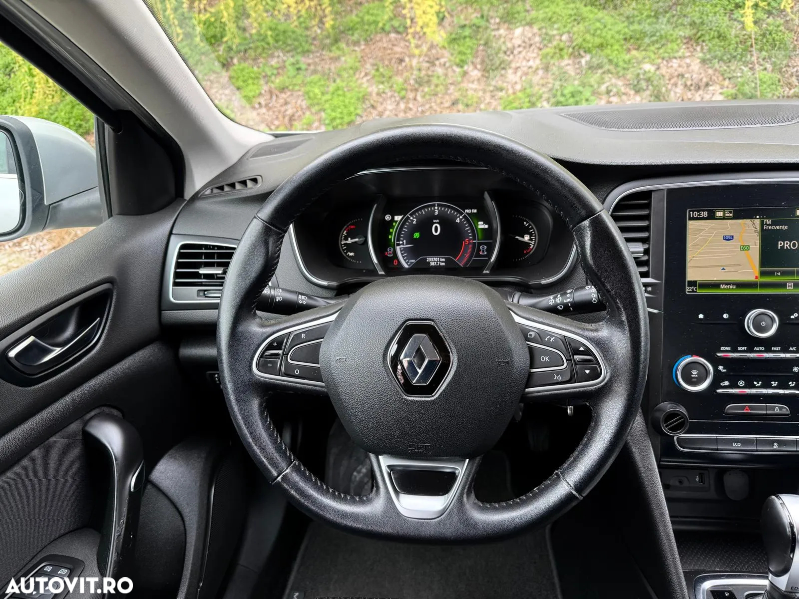 Renault Megane ENERGY dCi EDC Zen - 20