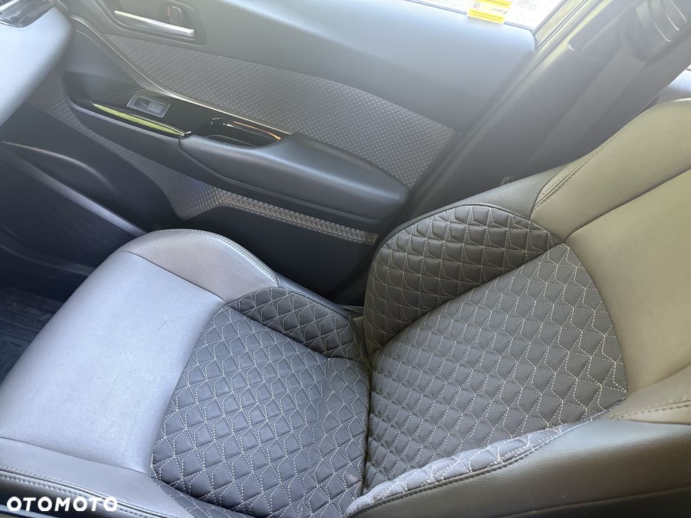 Toyota C-HR 2.0 Hybrid Executive - 5