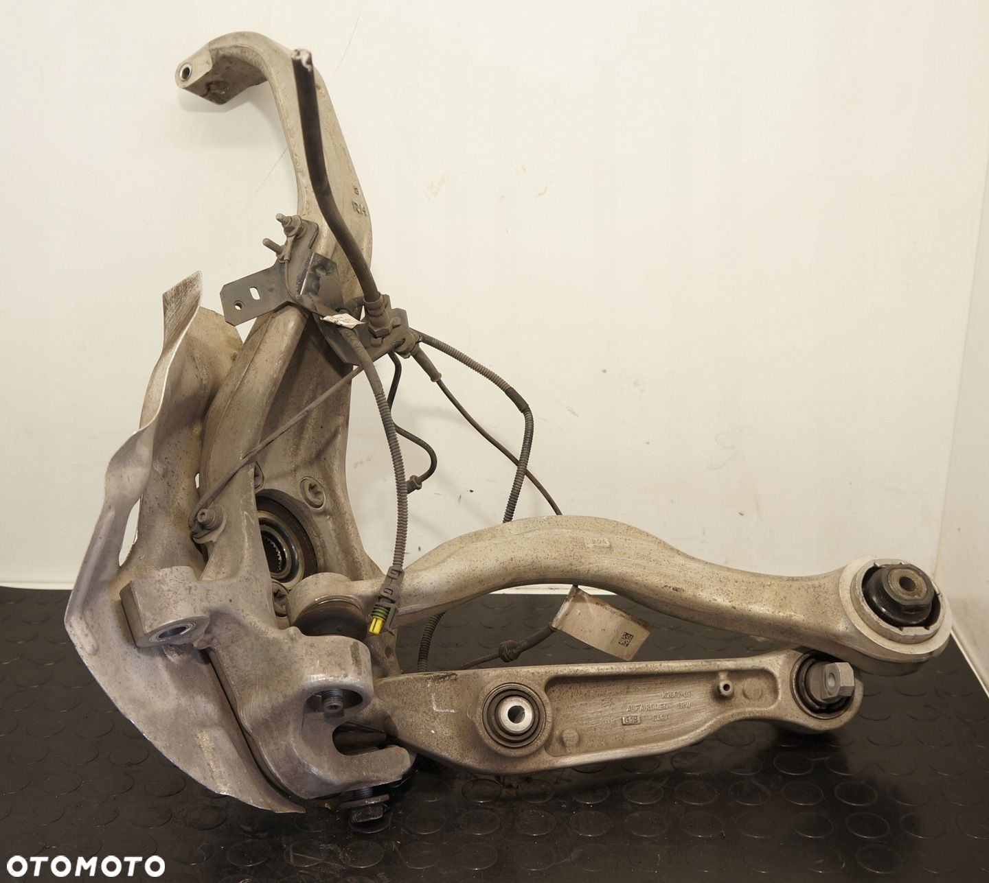 ZWROTNICA PIASTA PRAWA ALFA ROMEO STELVIO 4X4 505415540 - 3