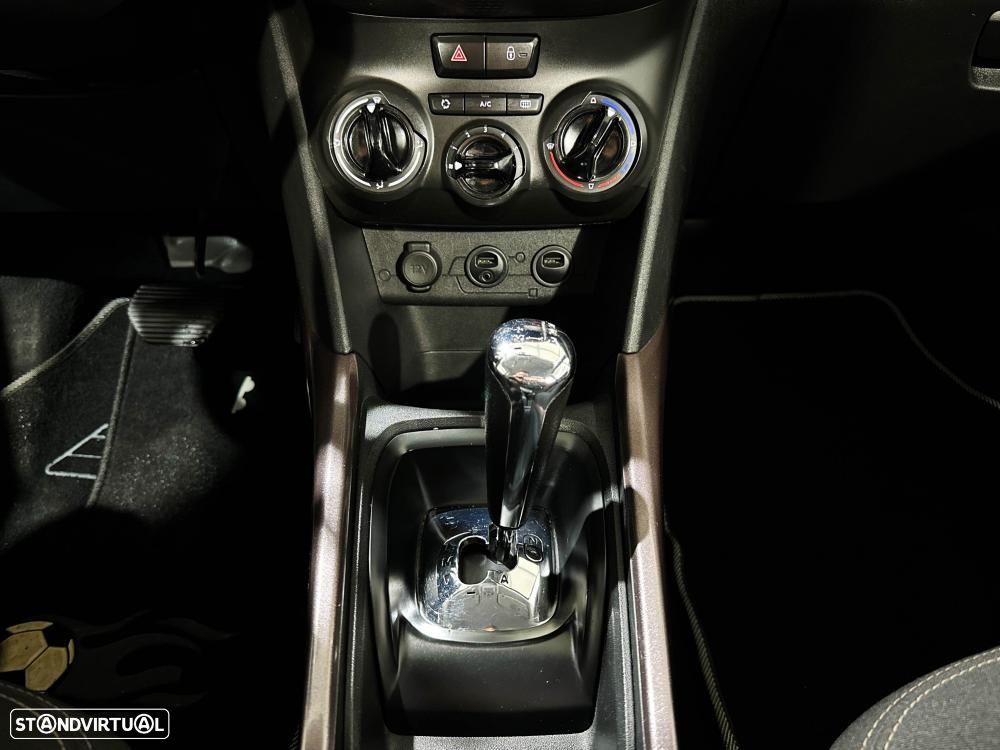 Peugeot 2008 1.6 e-HDi Allure 2-Tronic - 51