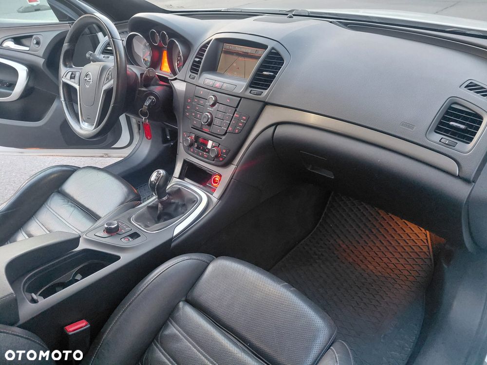 Opel Insignia 2.0 CDTI - 8