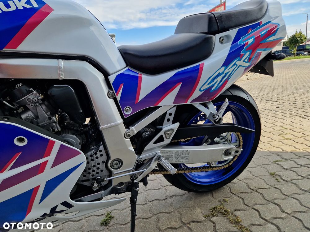 Suzuki GSX-R - 5
