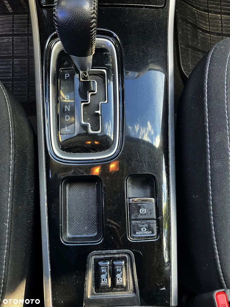 Mitsubishi Outlander 2.0 2WD CVT Diamant+ - 11