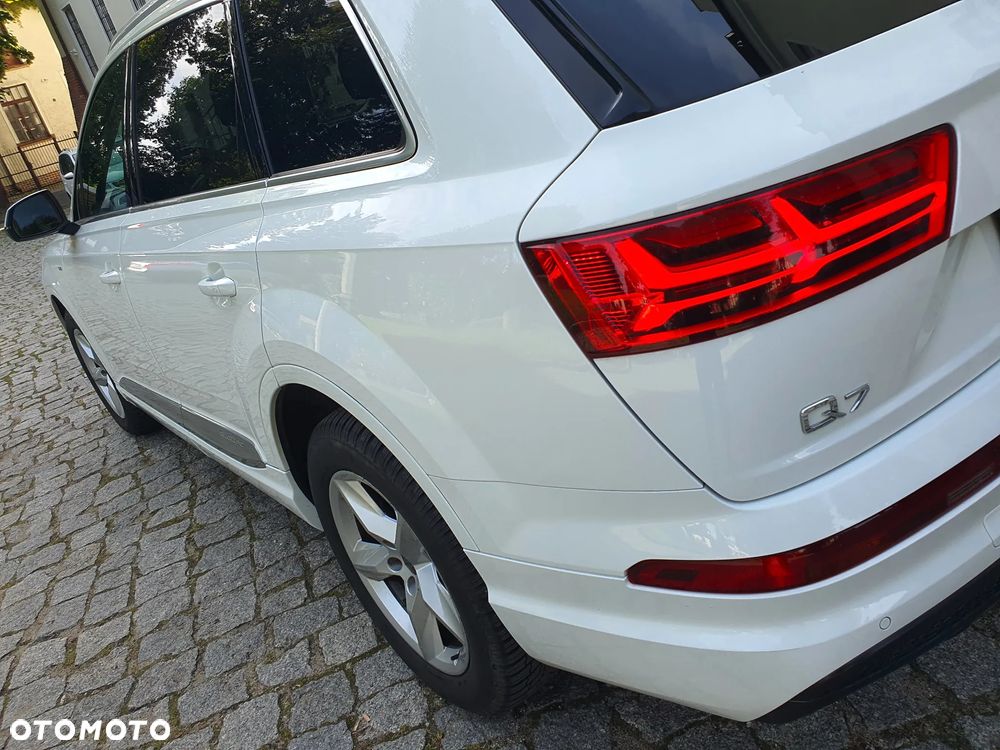 Audi Q7 3.0 TDI ultra Quattro Tiptronic - 7