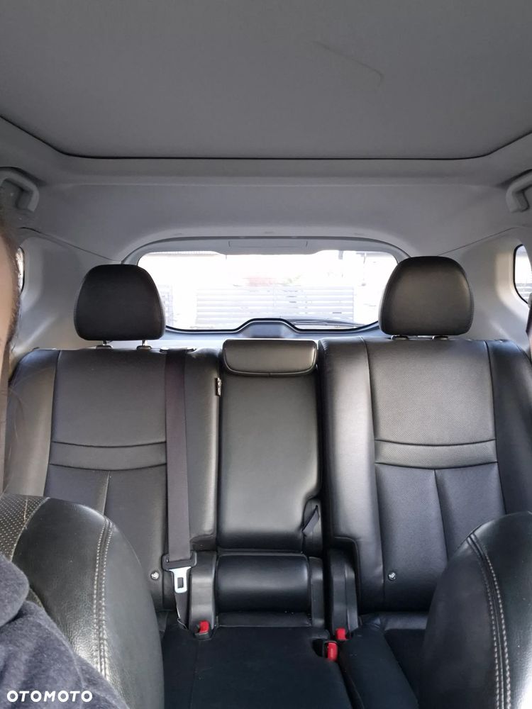 Nissan X-Trail 1.6 DCi Tekna 2WD - 36