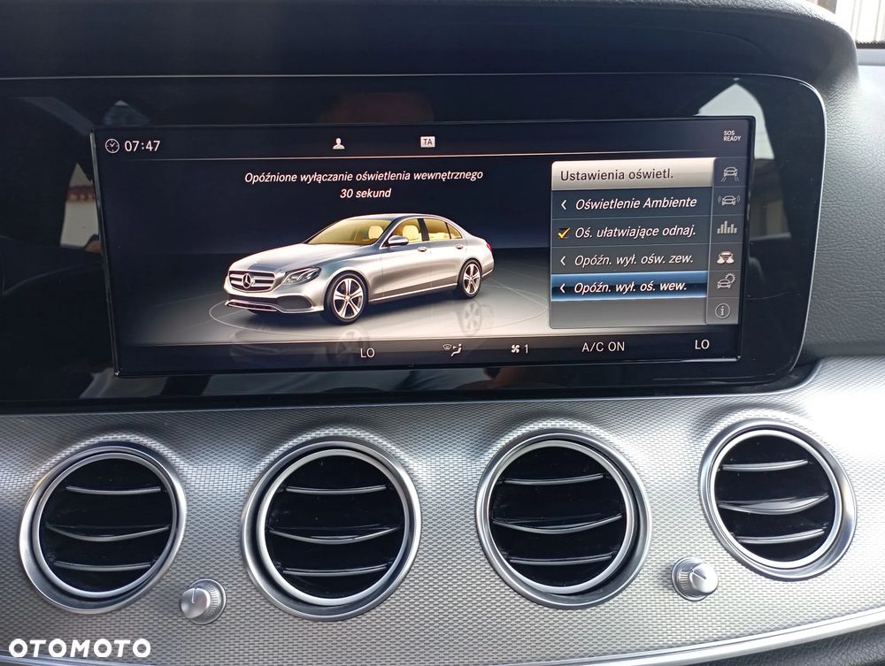 Mercedes-Benz Klasa E 220 d 9G-TRONIC - 20
