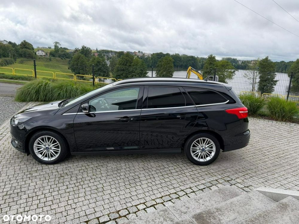 Ford Focus - 4