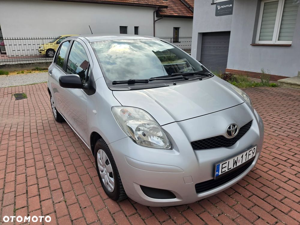 Toyota Yaris - 6