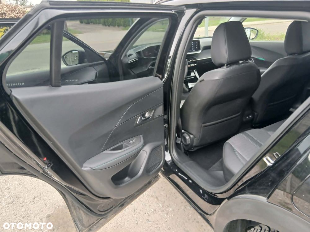 Peugeot 2008 1.5 BlueHDi Allure Pack S&S EAT8 - 4