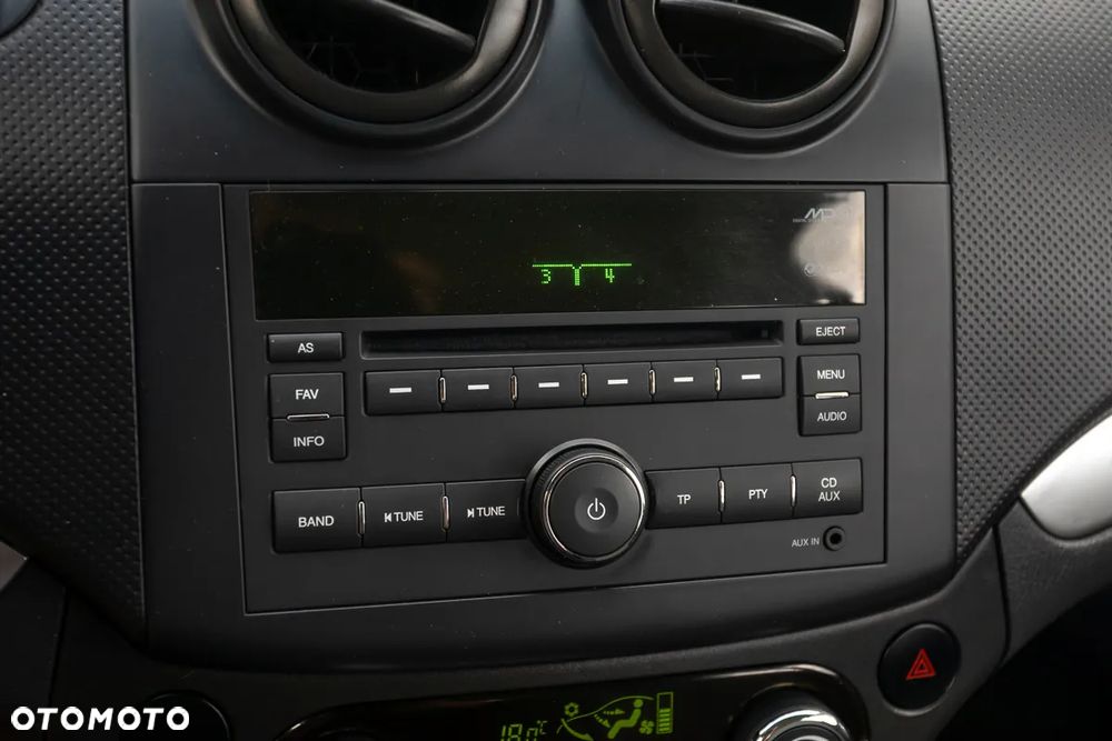 Chevrolet Aveo 1.4 LT - 27