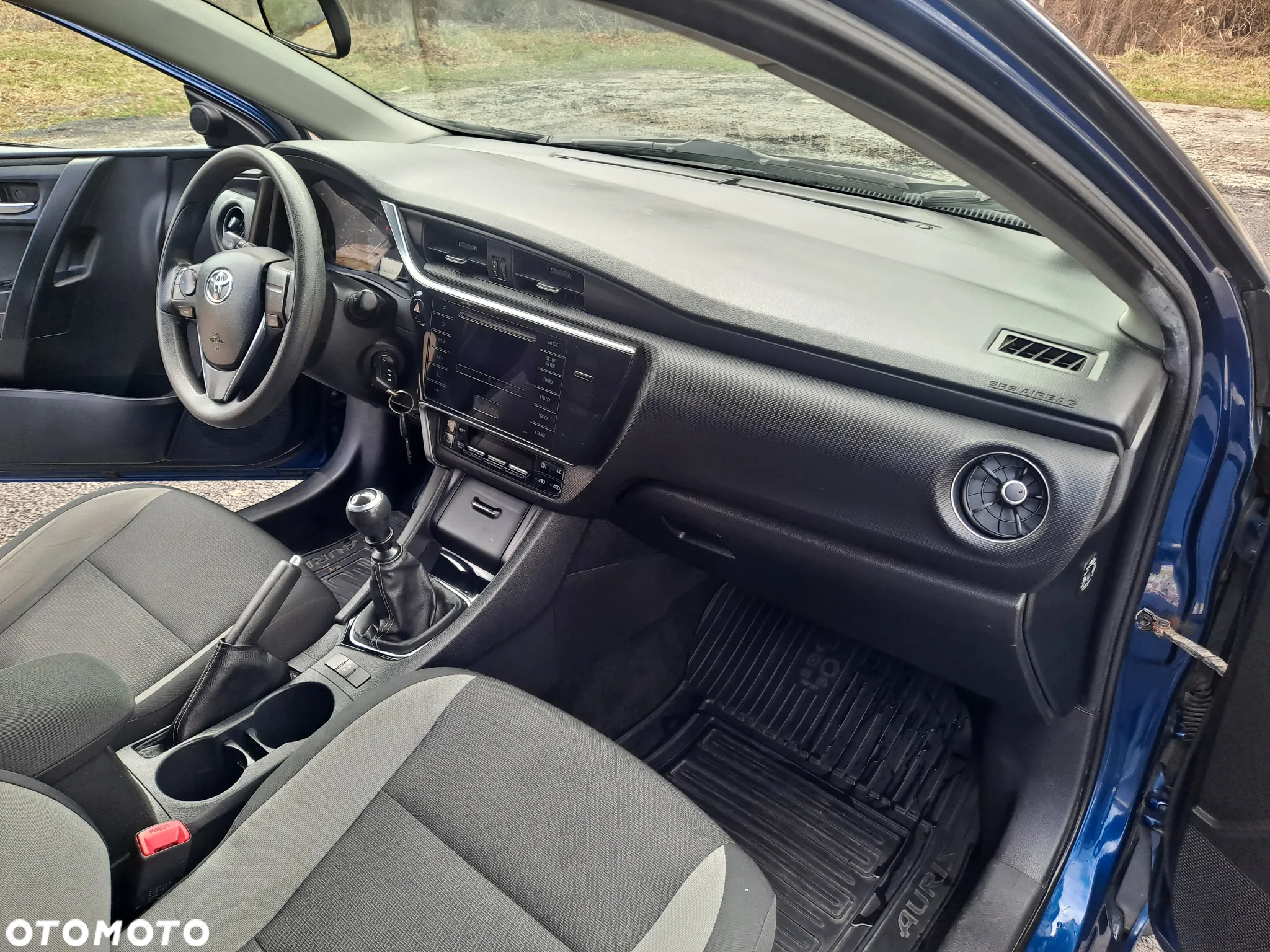Toyota Auris 1.33 VVT-i Life Comfort - 8