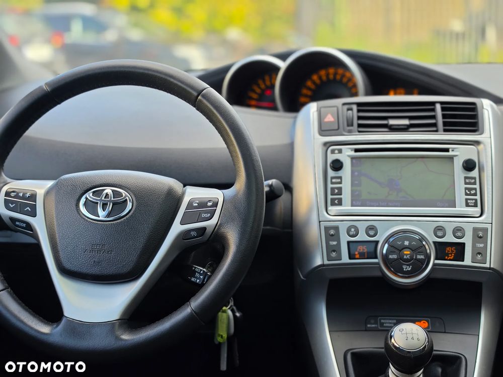 Toyota Verso - 31