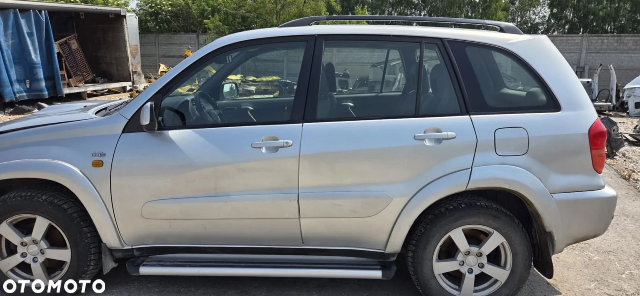 TOYOTA RAV4 RAV 4 II rury orurowanie progi boki tył - 1