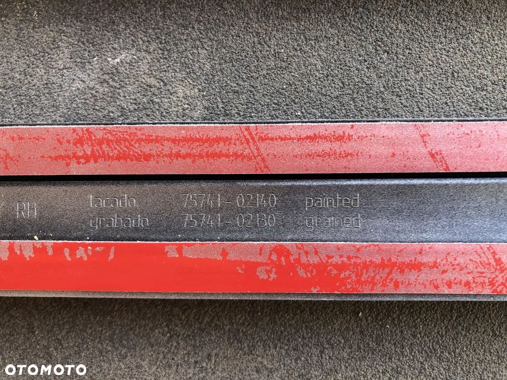 TOYOTA COROLLA E12 2001-2007 SEDAN HB KOMBI LISTWA DRZWI PRAWA TYŁ TYLNA PRZÓD P - 8