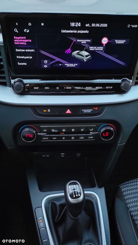 Kia XCeed 1.5 T-GDI M - 22