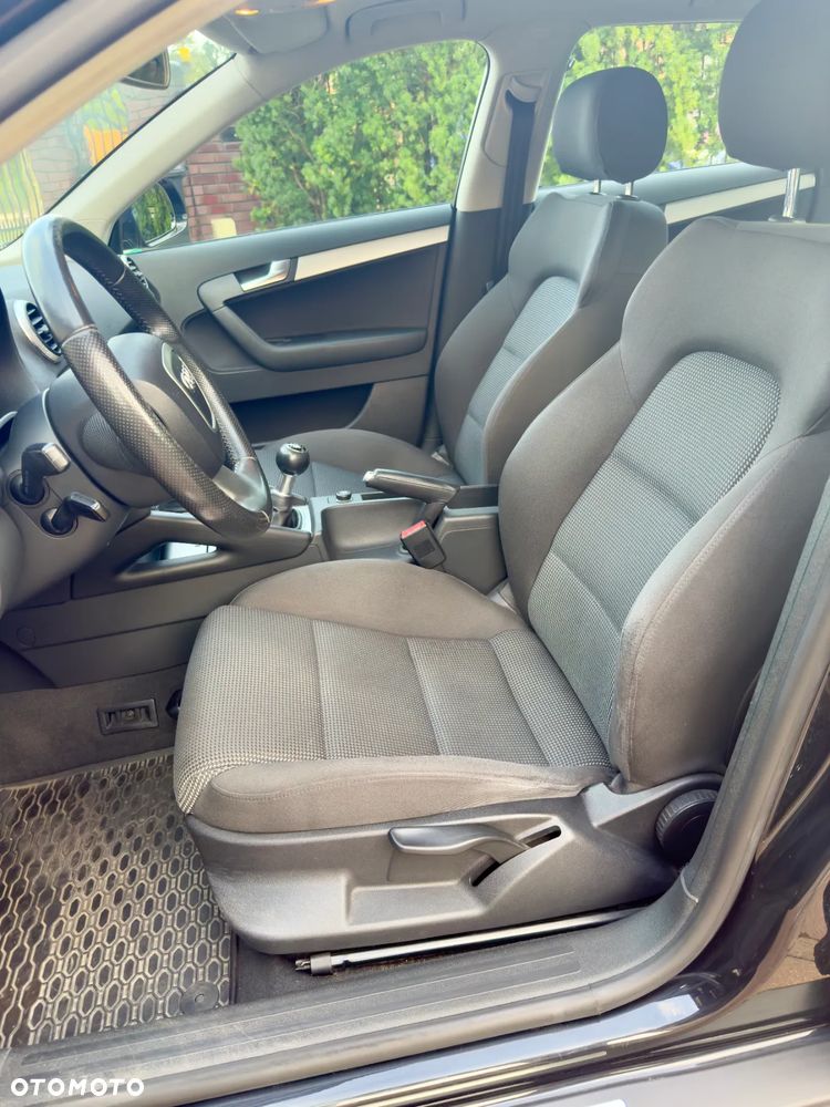 Audi A3 Sportback 2.0 TDI DPF Attraction - 9