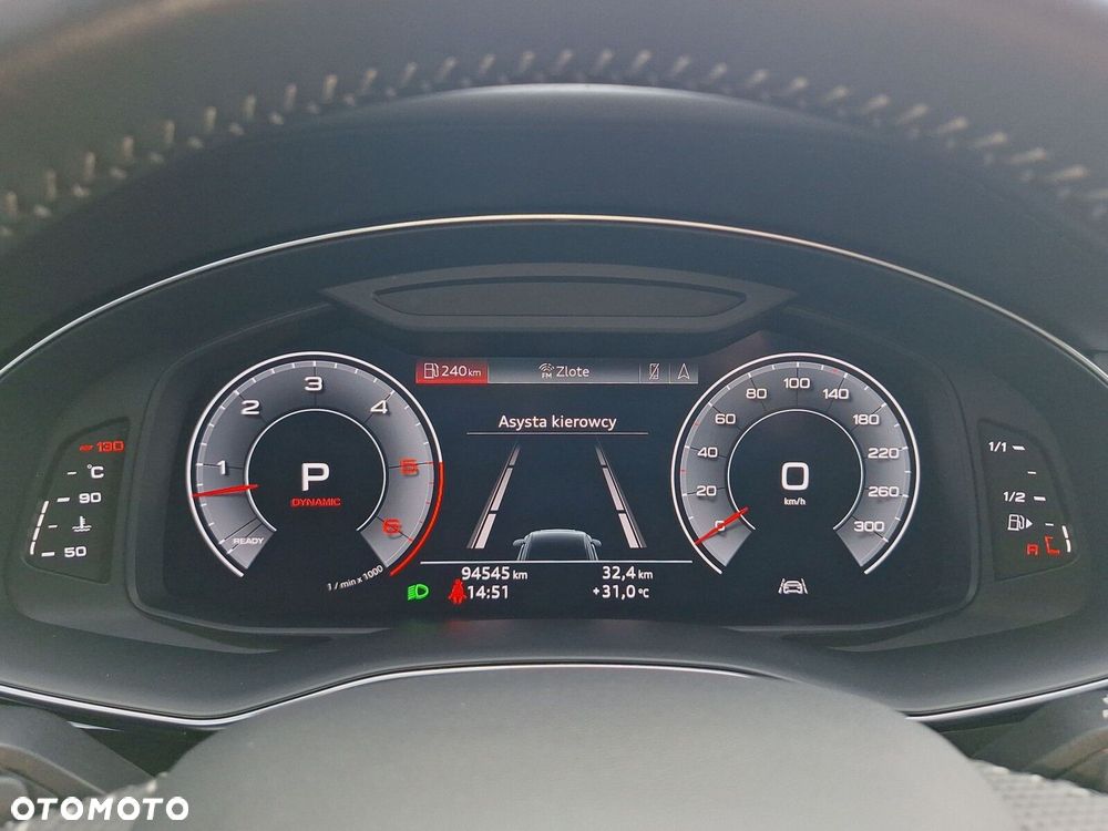Audi Q8 - 12