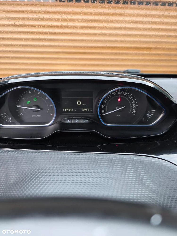 Peugeot 2008 PureTech 110 Stop&Start Crossway - 22