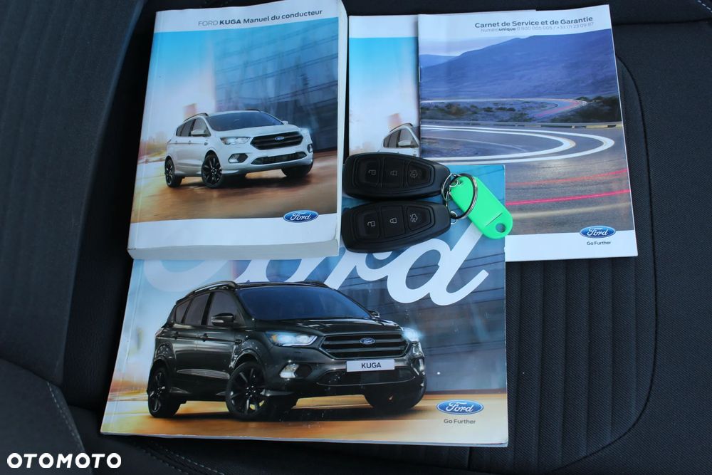 Ford Kuga 1.5 EcoBoost 2x4 Titanium - 36
